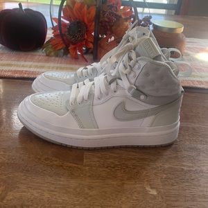 Woman’s Air Jordan Acclimate ‘White Grey Fog’